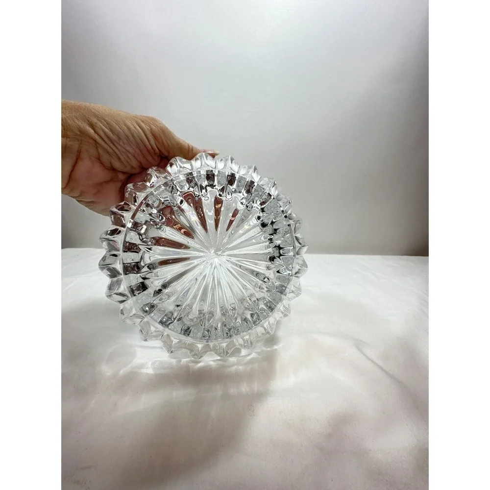Block Crystal Cut Lead Handled Small‎ Decorative Basket